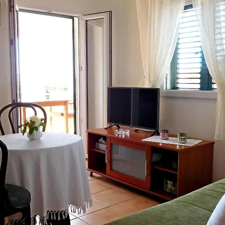 Mirjana Apartment *